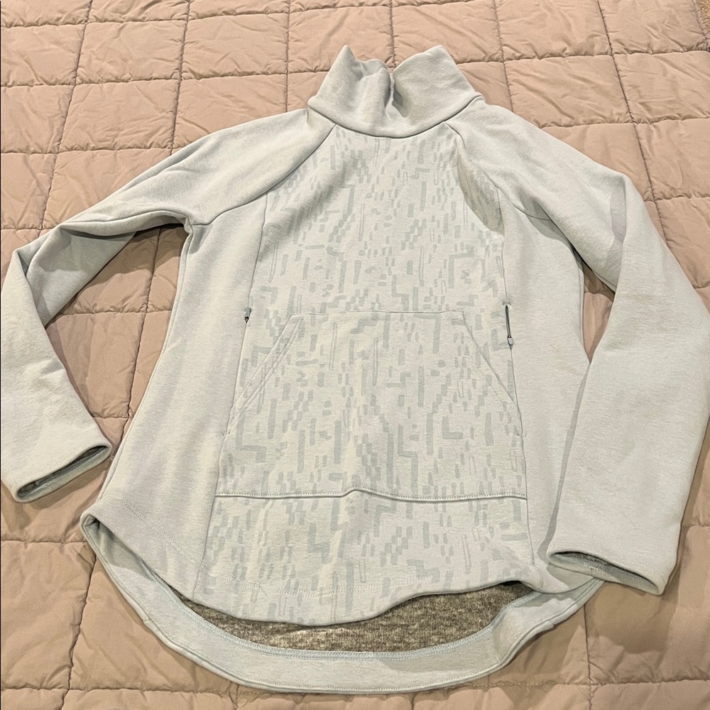 Title Nine tunic, M